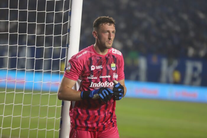 Adam Przybek
