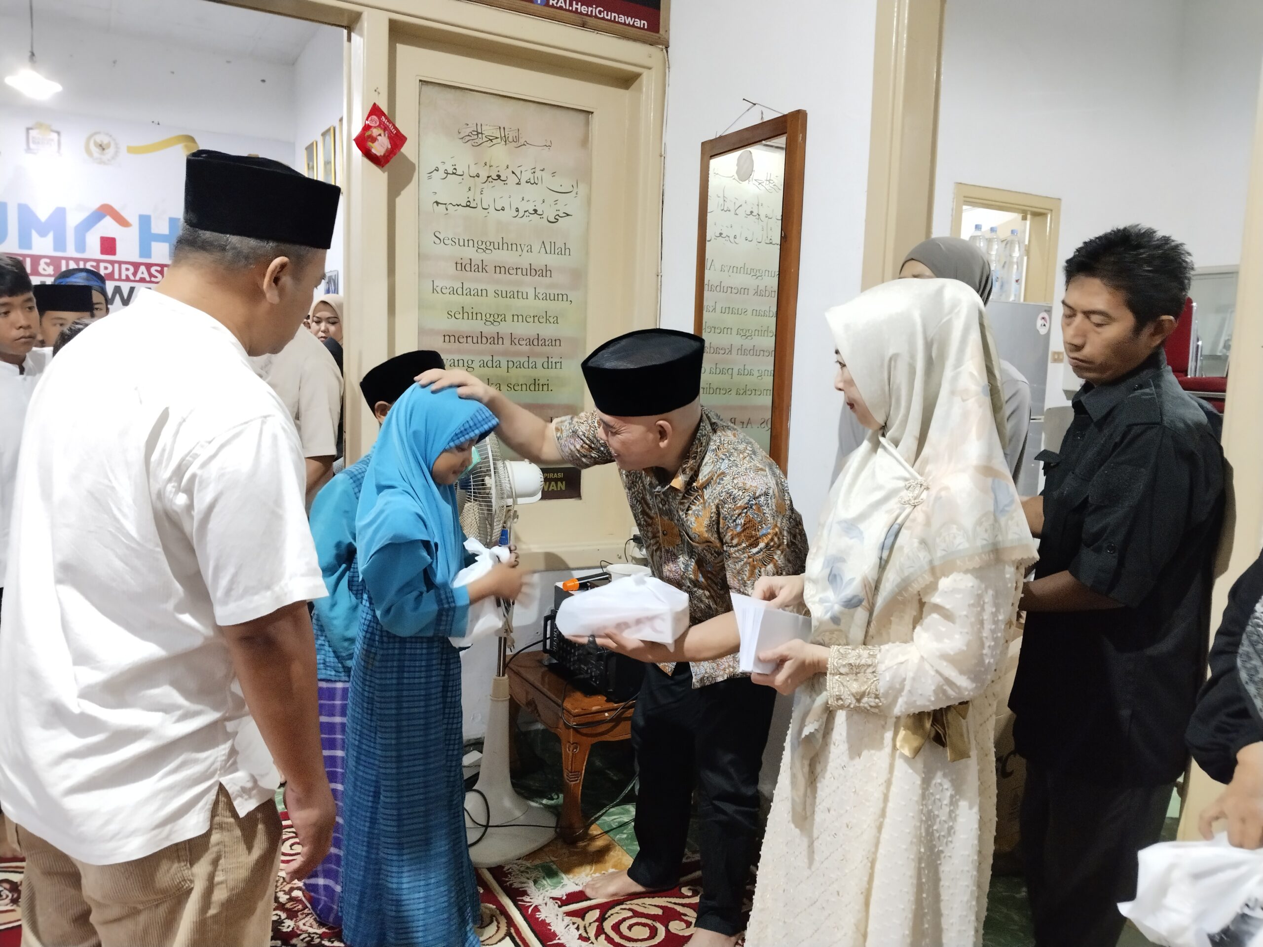 Heri Gunawan Gelar Pengajian dan Berbagi Kebahagiaan Bersama 300 Anak Yatim di Sukabumi