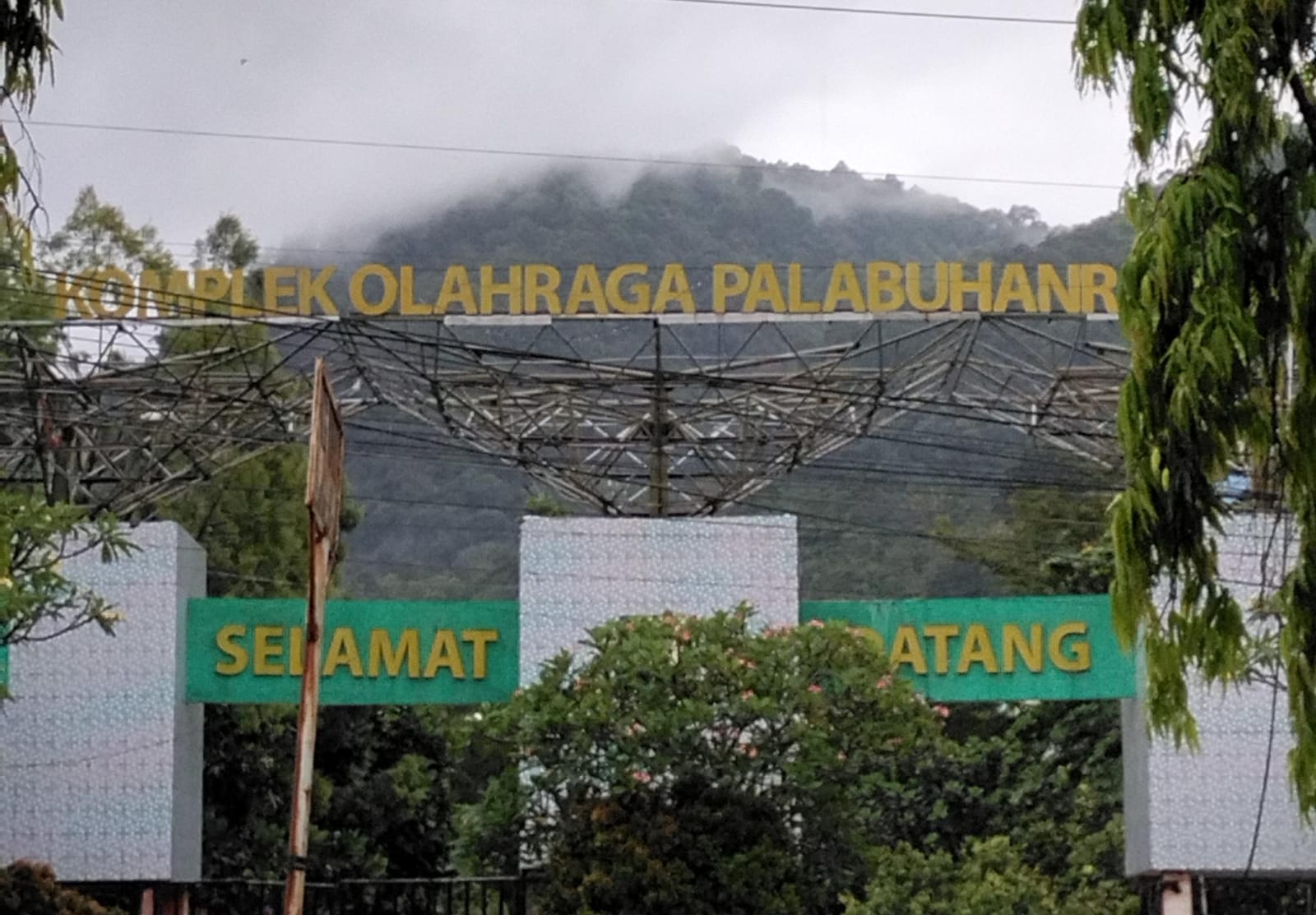 Disbudpora Kabupaten Sukabumi Janjikan Perbaikan Atap GOR Venue Tinju dalam Waktu Dekat