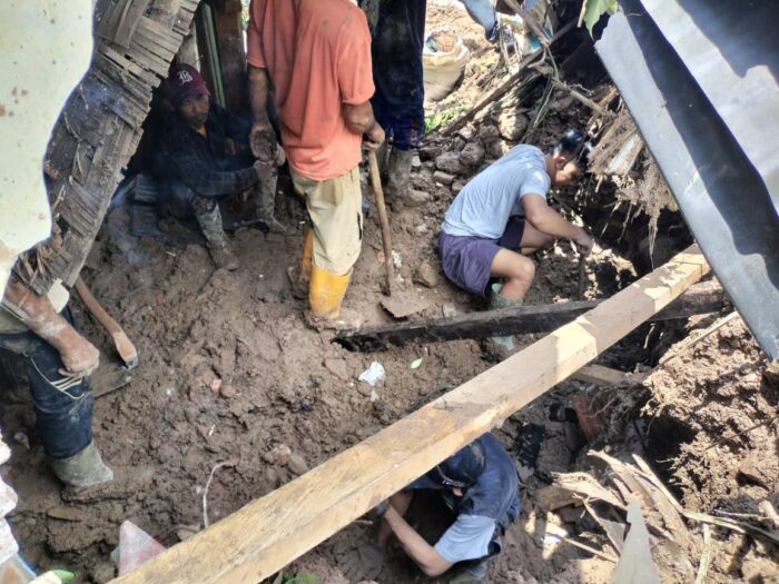 Warga Sukarame Sukabumi Harap Relokasi Usai Longsor Timbun Lima Rumah