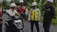 Bupati Tasikmalaya Monev Proyek Jalan Cibalong–Derah, Tegaskan Komitmen “Jalan Kasep”