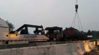 Mobil Tangki di Tol Cisumdawu