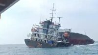 Kapal Bermuatan Batu Bara Karam di Perairan Cibuni Tegalbuleud, 16 ABK dan Nahkoda Selamat
